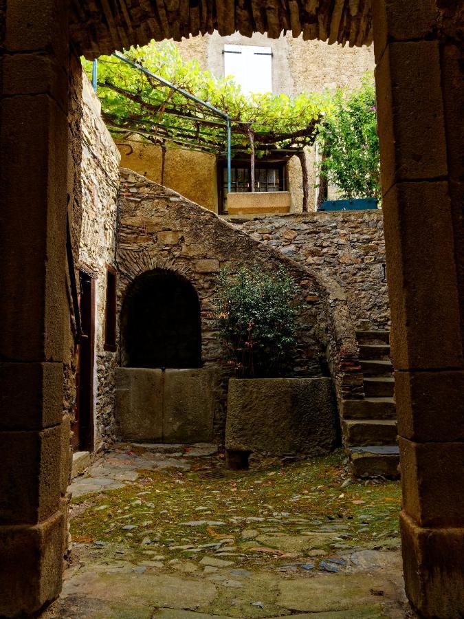La Maison Du Voyageur Les Ilhes Exteriér fotografie